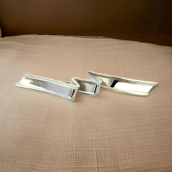 Tiffany & Co Estate Wave Brooch Sterling Silver TIF706 - Picture 2 of 12